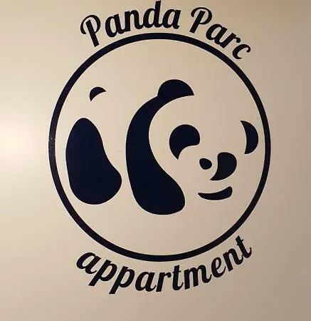 아파트 Panda Parc Proche Pairi Daiza-shape-nato Lens